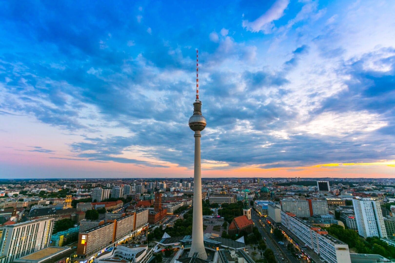343Labs_DJ_School_Berlin_Campus_Skyline-1